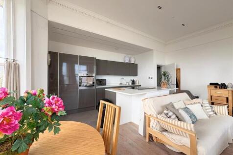 Kitchen/Living Room