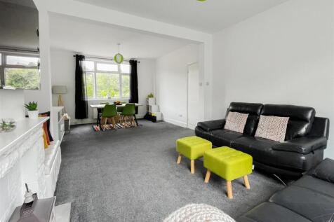 Living/ Dining Room