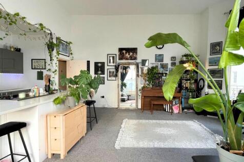 Kitchen/Living Room