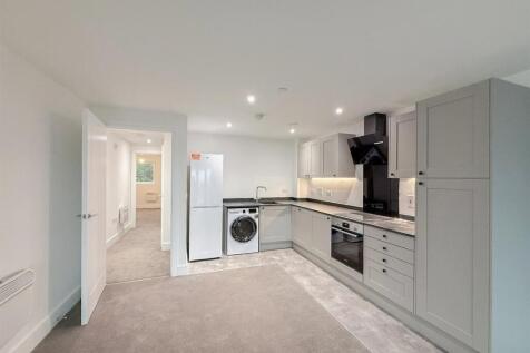 Living Room / Kitchen