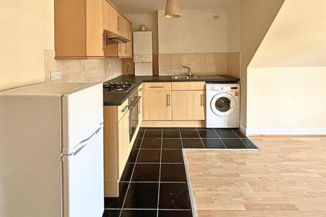 Living Room / Kitchen