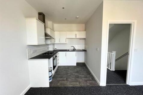 Living Room / Kitchen