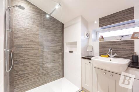 Ensuite Shower Room