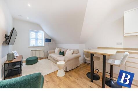 Kitchen/Living Area