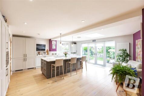 Kitchen/Morning Room
