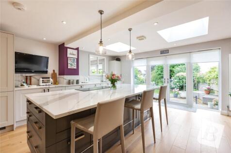 Kitchen/Morning Room