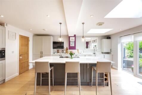 Kitchen/Morning Room