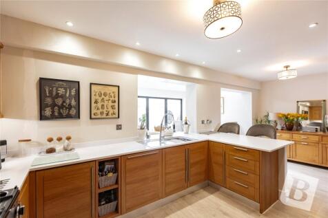 Kitchen/Morning Room