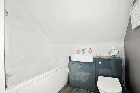 Bedroom 1 En Suite