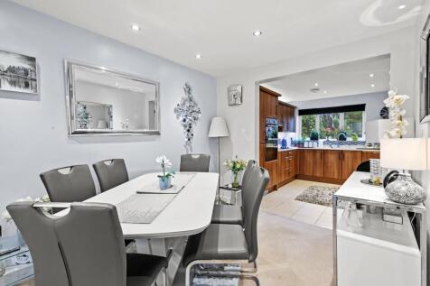 Kitchen Dining Room Area