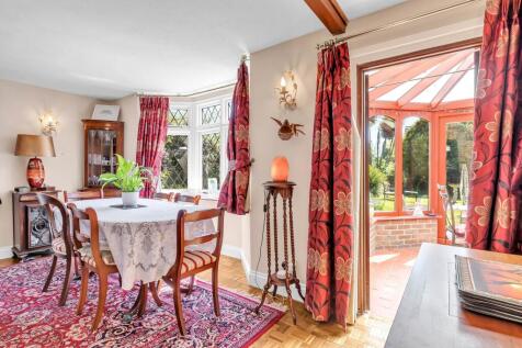 Sitting and Dining Area