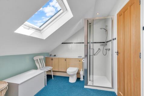 Bedroom 1 Ensuite