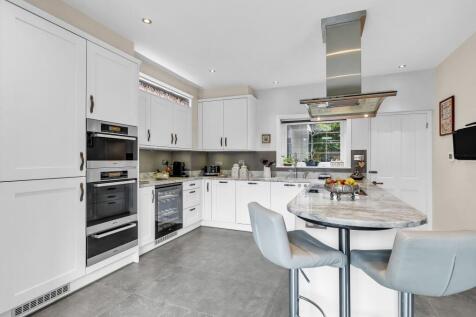 Living Dining Kitchen Area