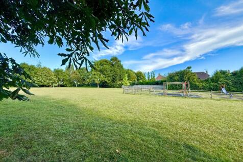 Nearby Albourne Park