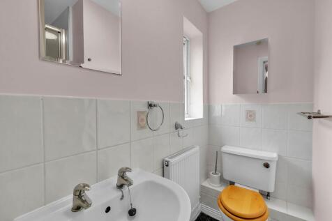 Bedroom 1 Ensuite