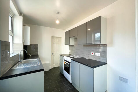 283B9278-7BA2-412...