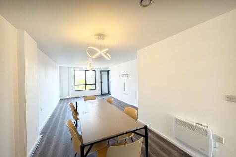 Photo 19-09-2025,...