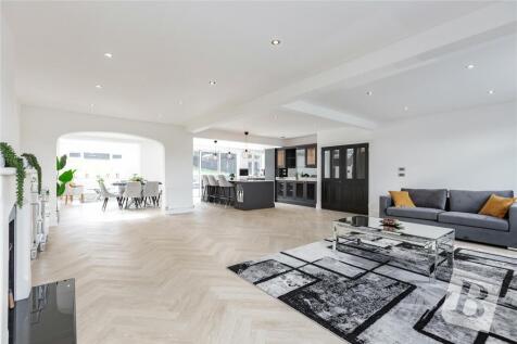 Kitchen / Family