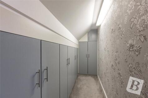 Walk In Wardrobe