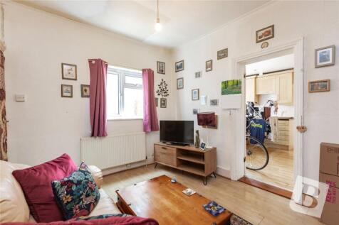 Bedroom/ Living