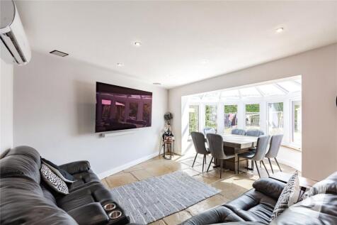 Living / Dining