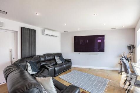 Living / Dining