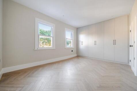 kfh bedroom.jpeg