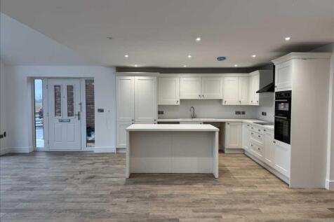 LIVING KITCHEN
