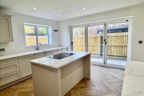 LIVING KITCHEN
