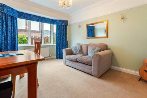 DINING ROOM/STUDY