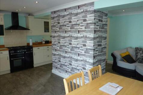 LIVING KITCHEN