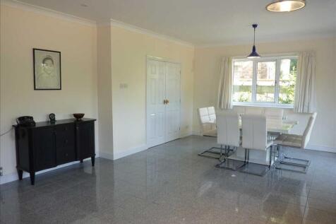 LIVING KITCHEN