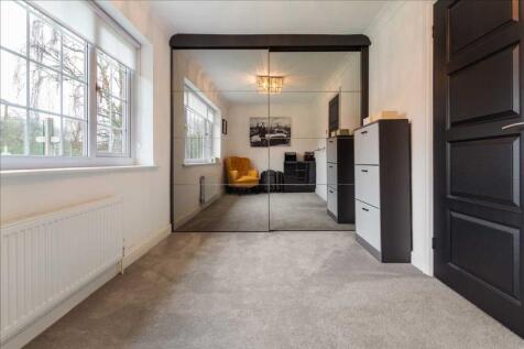 DETACHED GARAGE