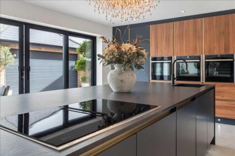 LIVING KITCHEN