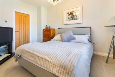 BEDROOM TWO/GUEST