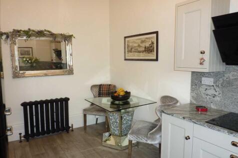 DINNG KITCHEN