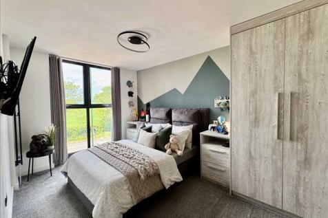 BEDROOM 3