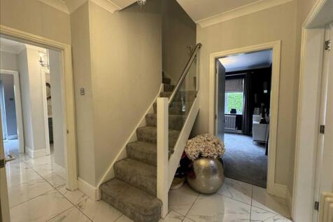INNER HALLWAY