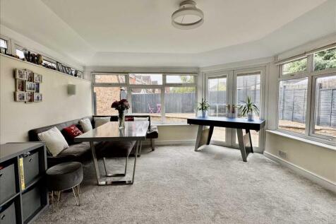 SUN ROOM