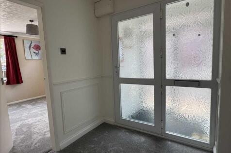 ENCLOSED PORCH