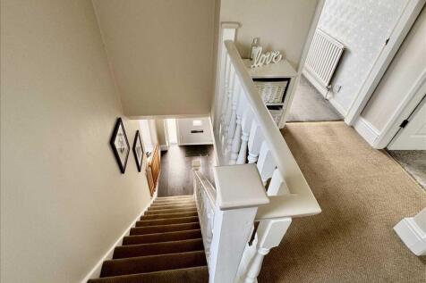 FIRST FLOOR LEVEL
