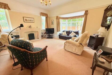DINING ROOM/SECOND