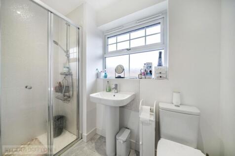 Ensuite Shower Room