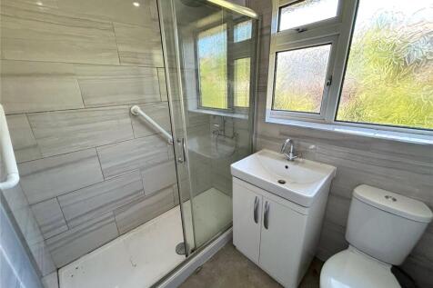 Shower Room.