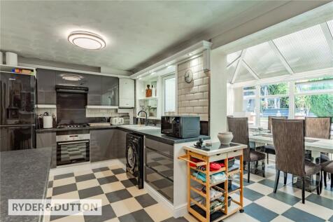 Kitchen/Dining