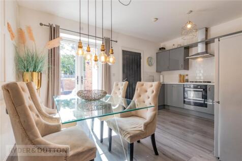 Kitchen/Dining