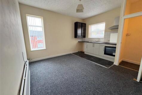 Living Room/Kitchen