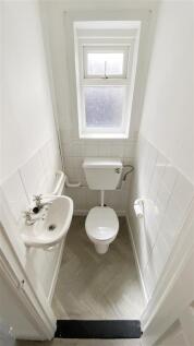 GROUND FLOOR W.C.