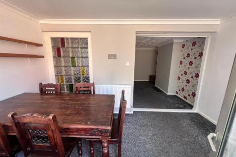 Dining area.jpg