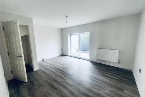 bedroom 1.jpeg